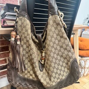 Gucci Signature Brown and Cream Hobo Bag